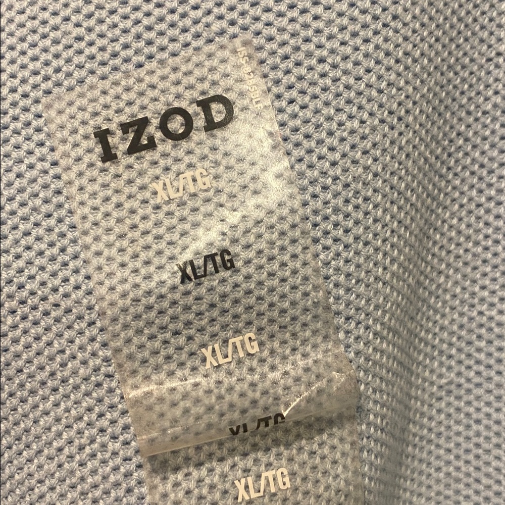 Izod size XL Sweater New With Tags - Picture 2 of 7